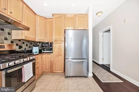 Entry Way - 35 E All Saints St #211, Frederick, MD 21701 photo 9 of 10