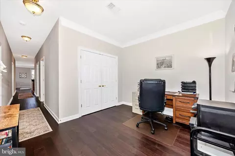 Entry Way - 35 E All Saints St #211, Frederick, MD 21701 photo 5 of 10