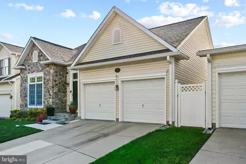 1002 Eastbourne Ct, Frederick, MD 21702 photo 4