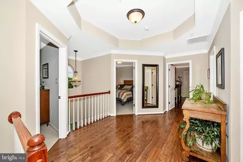 Entry Way - 1133 Wilcox Ct, Frederick, MD 21702 photo 4 of 5