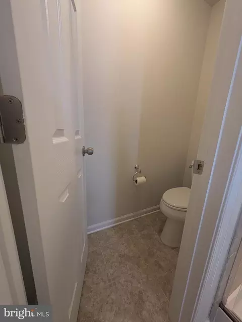 Entry Way - 5904 Krantz Dr, Frederick, MD 21703 photo 8 of 19