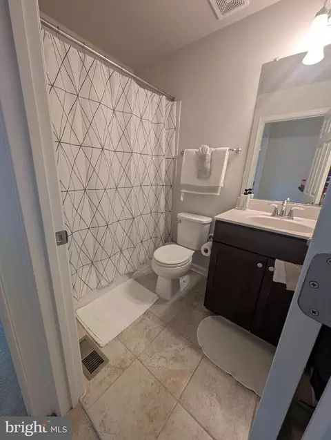 Bath - 5904 Krantz Dr, Frederick, MD 21703 photo 4 of 4