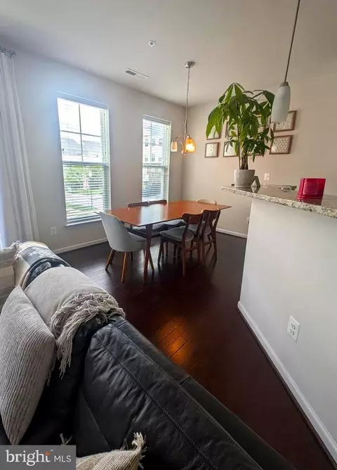Dining - 5904 Krantz Dr, Frederick, MD 21703 photo 4 of 8