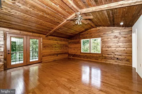 Living - 4509 Shaff Ln, Frederick, MD 21703 photo 6 of 7