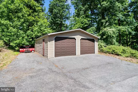 Exterior - 4509 Shaff Ln, Frederick, MD 21703 photo 17 of 17