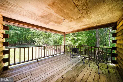 Exterior - 4509 Shaff Ln, Frederick, MD 21703 photo 14 of 17