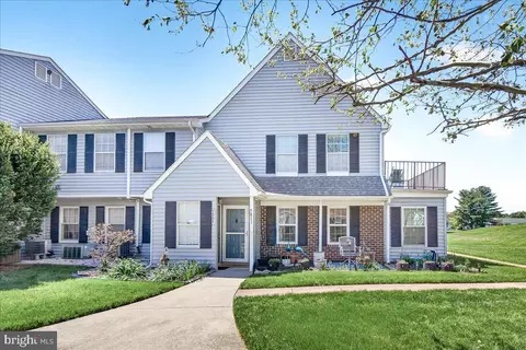 5811 Box Elder Ct #B, Frederick, MD 21703