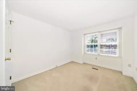 Bedroom - 8286 Waterside Ct, Frederick, MD 21701 photo 6 of 6