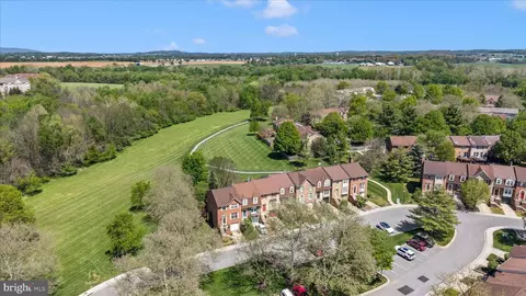 View/Area - 8286 Waterside Ct, Frederick, MD 21701 photo 7 of 9