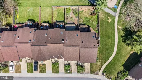View/Area - 8286 Waterside Ct, Frederick, MD 21701 photo 6 of 9