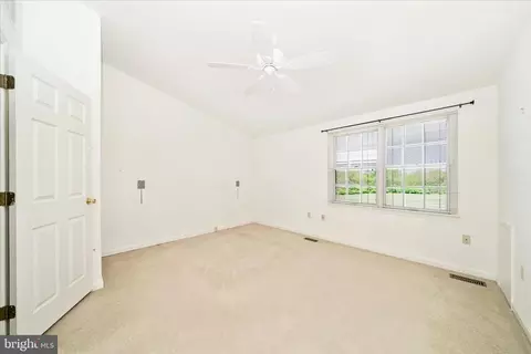 Bedroom - 8286 Waterside Ct, Frederick, MD 21701 photo 3 of 6