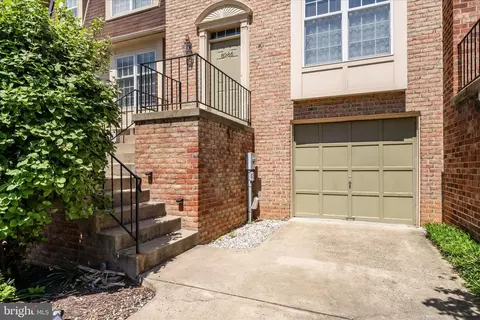 Exterior - 8286 Waterside Ct, Frederick, MD 21701 photo 14 of 21