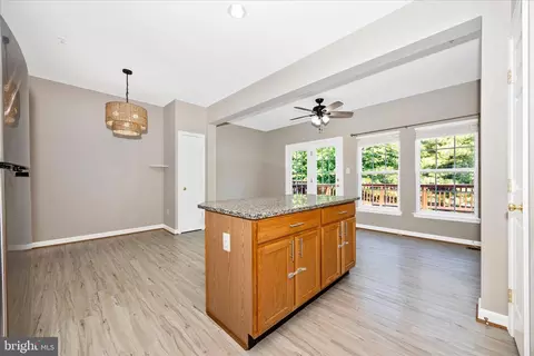 6642 Mcgrath Pl, Frederick, MD 21703 photo 8