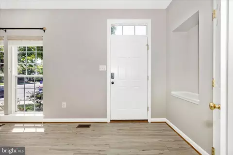 6642 Mcgrath Pl, Frederick, MD 21703 photo 3