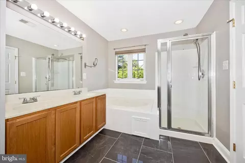 6642 Mcgrath Pl, Frederick, MD 21703 photo 17