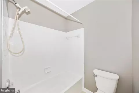 6642 Mcgrath Pl, Frederick, MD 21703 photo 22