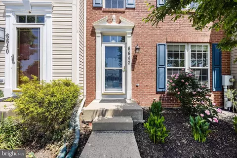 6642 Mcgrath Pl, Frederick, MD 21703 photo 2