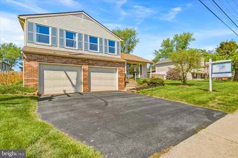 Exterior - 1323 Butterfly Ln, Frederick, MD 21703 photo 6 of 8