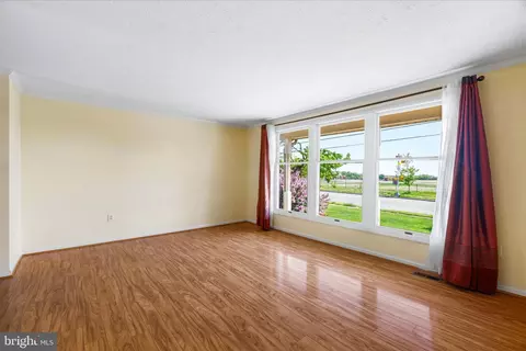 Living - 1323 Butterfly Ln, Frederick, MD 21703 photo 1 of 8