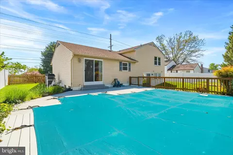 Exterior - 1323 Butterfly Ln, Frederick, MD 21703 photo 4 of 8