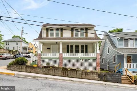 218 N Delaware Ave, Brunswick, MD 21716