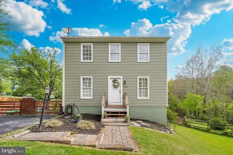 6652 Lake Front Ct, New Market, MD 21774