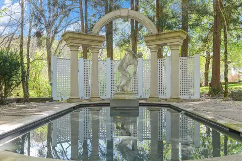 Exterior - 11346 Lorien Ct, Frederick, MD 21701 photo 13 of 16