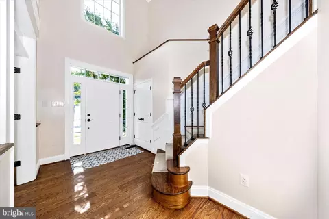 Entry Way - 803 Apache Ct, Frederick, MD 21701 photo 1 of 2