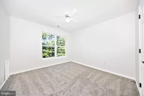 Bedroom - 803 Apache Ct, Frederick, MD 21701 photo 4 of 5