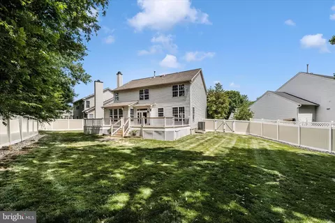 Exterior - 803 Apache Ct, Frederick, MD 21701 photo 6 of 7