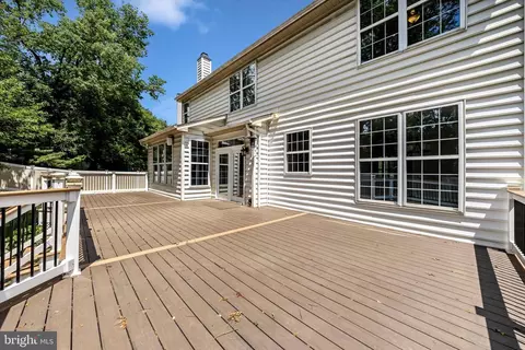 Exterior - 803 Apache Ct, Frederick, MD 21701 photo 3 of 7