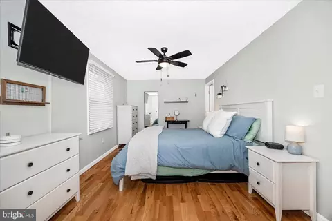 Bedroom - 6934 Doublebrand Ct, Frederick, MD 21703 photo 2 of 8