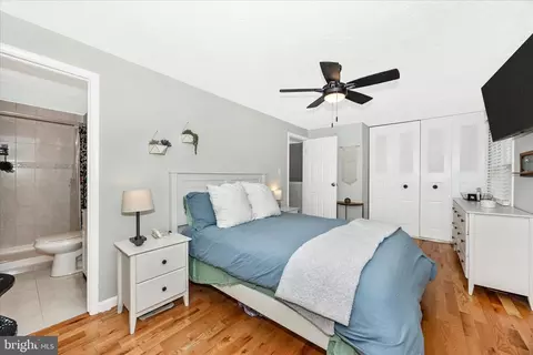 Bedroom - 6934 Doublebrand Ct, Frederick, MD 21703 photo 4 of 8