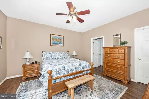 Bedroom - 1005 Eastbourne Ter, Frederick, MD 21702 photo 2 of 6