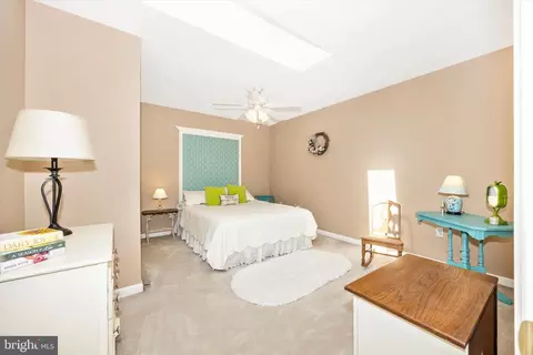 Bedroom - 1005 Eastbourne Ter, Frederick, MD 21702 photo 4 of 6