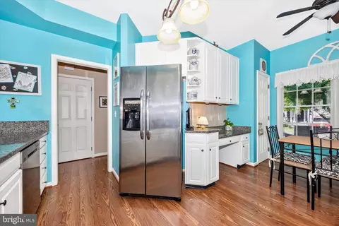 Kitchen - 1005 Eastbourne Ter, Frederick, MD 21702 photo 2 of 6