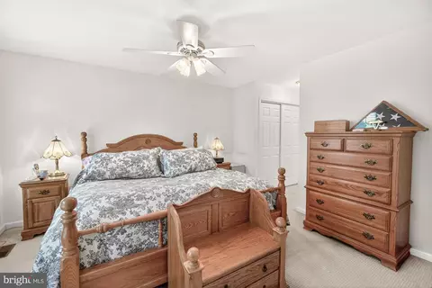Bedroom - 2094 E Greenleaf Dr, Frederick, MD 21702 photo 3 of 7