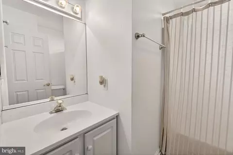 Bath - 2094 E Greenleaf Dr, Frederick, MD 21702 photo 1 of 3