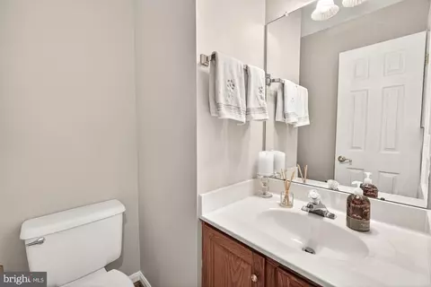 Entry Way - 2094 E Greenleaf Dr, Frederick, MD 21702 photo 3 of 5