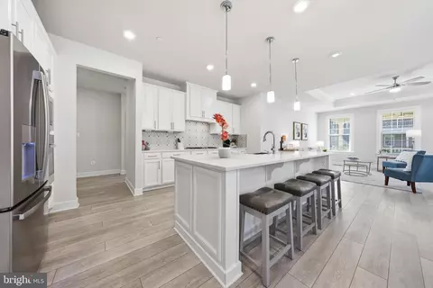 Entry Way - 2913 Herb Garden Dr, Frederick, MD 21704 photo 5 of 19