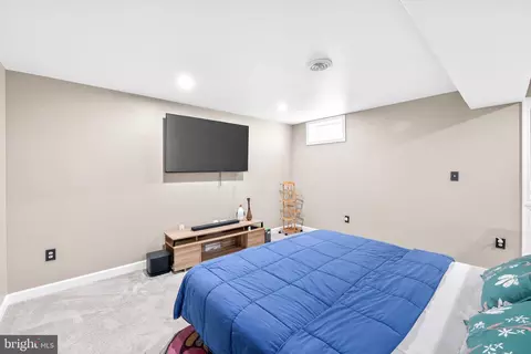 Bedroom - 6355 Bannister Dr, Frederick, MD 21701 photo 4 of 4