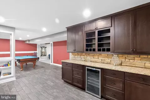 Entry Way - 6355 Bannister Dr, Frederick, MD 21701 photo 7 of 10