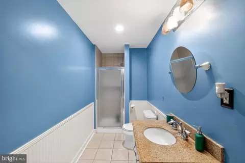 Bath - 6355 Bannister Dr, Frederick, MD 21701 photo 5 of 5