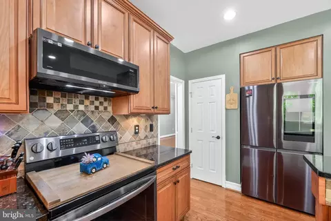 Kitchen - 6355 Bannister Dr, Frederick, MD 21701 photo 3 of 6