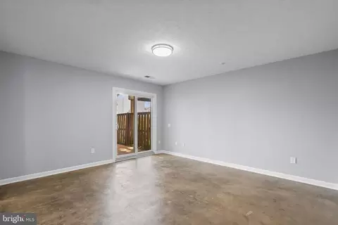 Living - 5611 Ashburn Ter, Frederick, MD 21703 photo 4 of 4