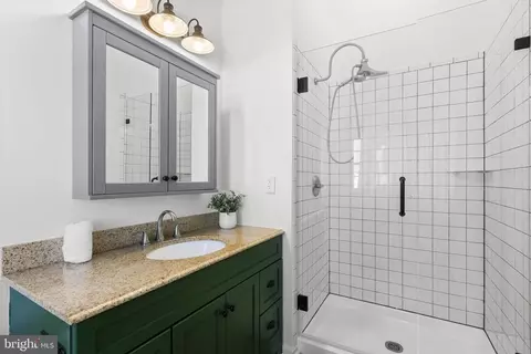Bath - 5611 Ashburn Ter, Frederick, MD 21703 photo 3 of 4