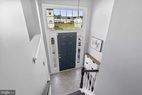 Entry Way - 5611 Ashburn Ter, Frederick, MD 21703 photo 1 of 4