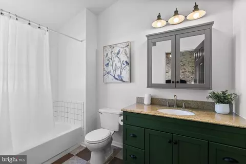 Bath - 5611 Ashburn Ter, Frederick, MD 21703 photo 2 of 4