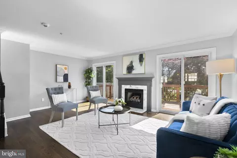 Living - 5611 Ashburn Ter, Frederick, MD 21703 photo 2 of 4