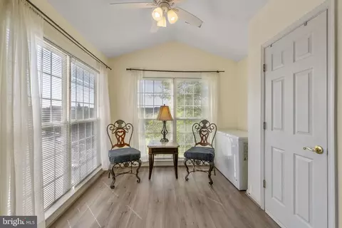 Entry Way - 593 Cawley Dr #3A, Frederick, MD 21703 photo 7 of 10